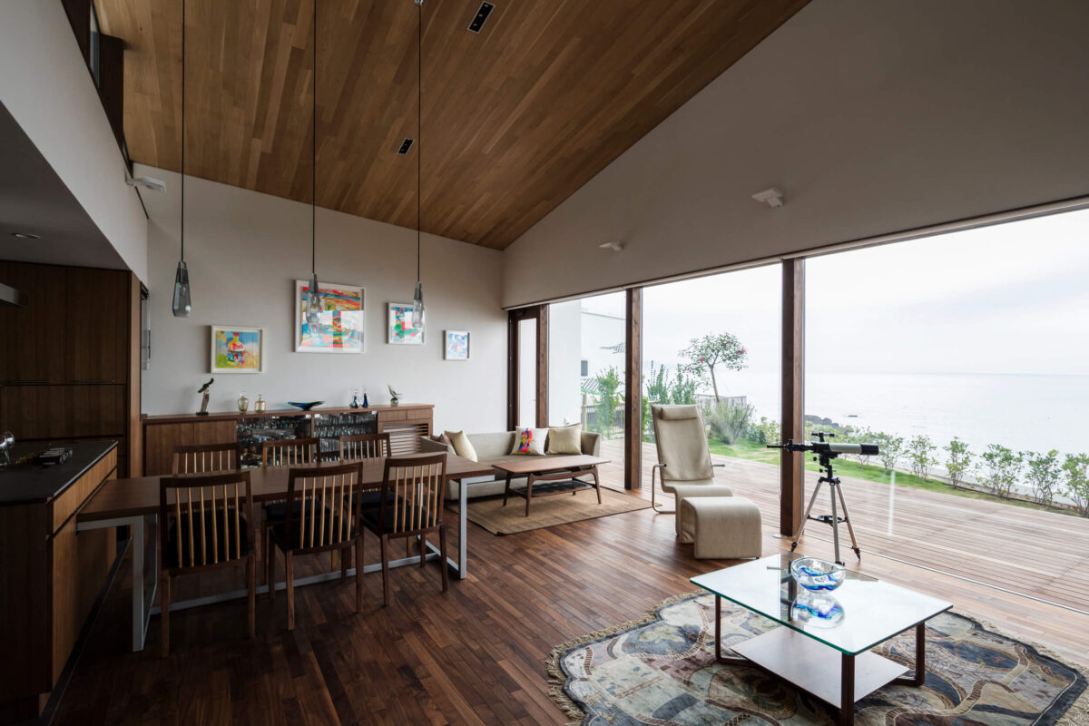 photo:Miura Beach House