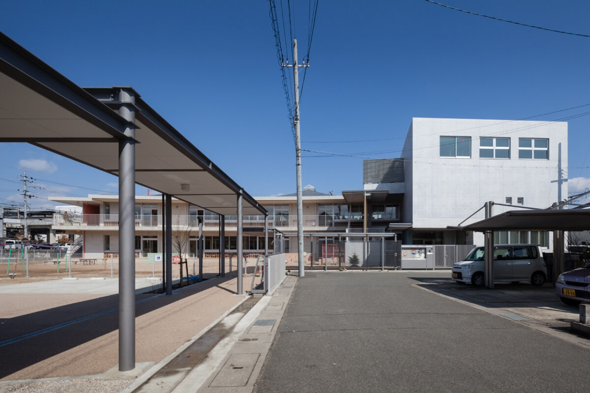 写真：福知山聖マリア幼稚園（外観）