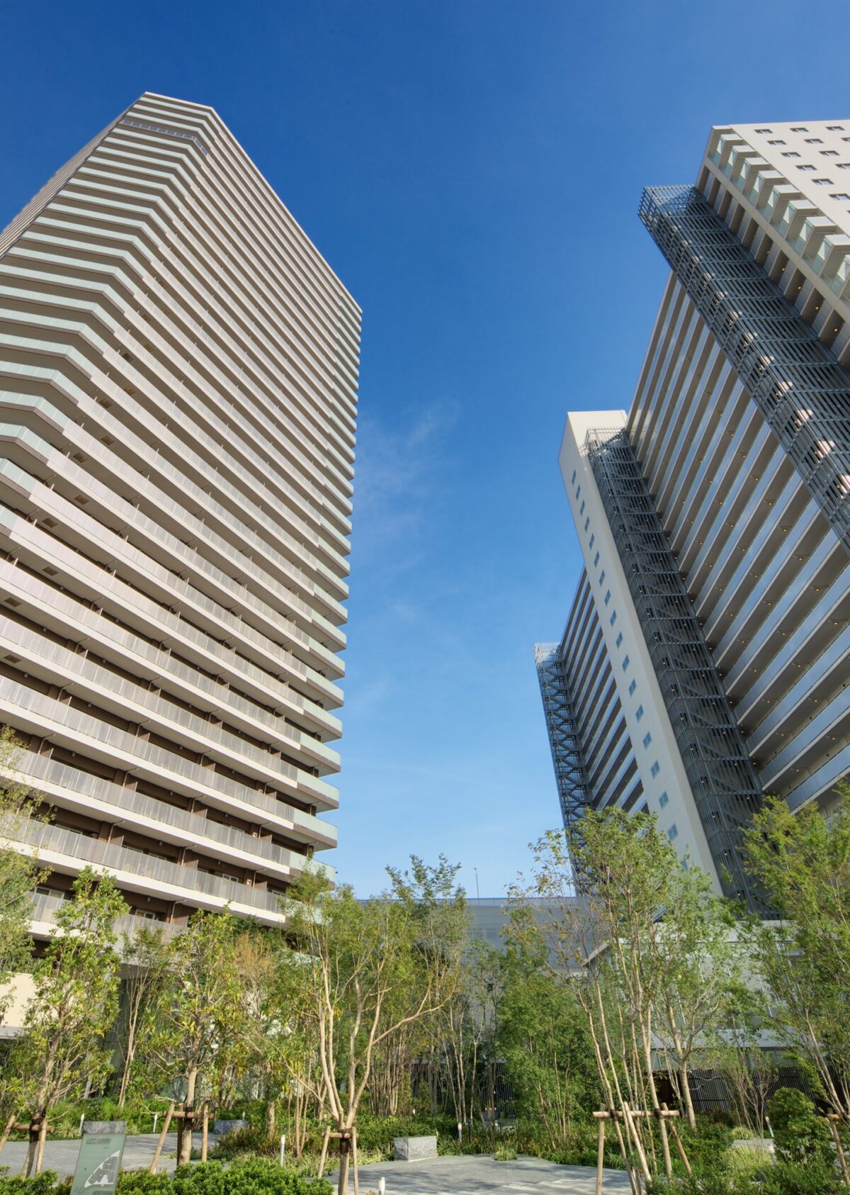 photo:Mid Oasis Towers