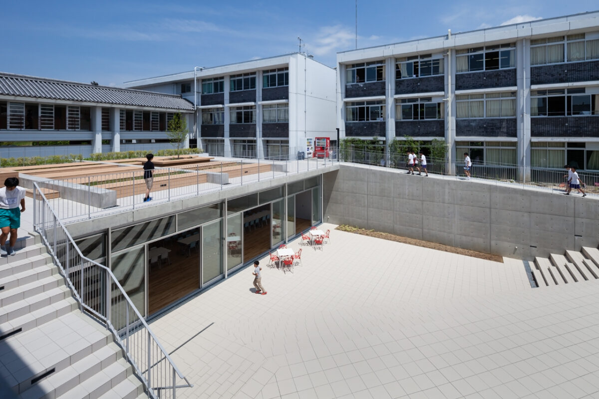 photo:Todaijigakuen Junior and Senior High School: Zakke Hall / Samgati Square