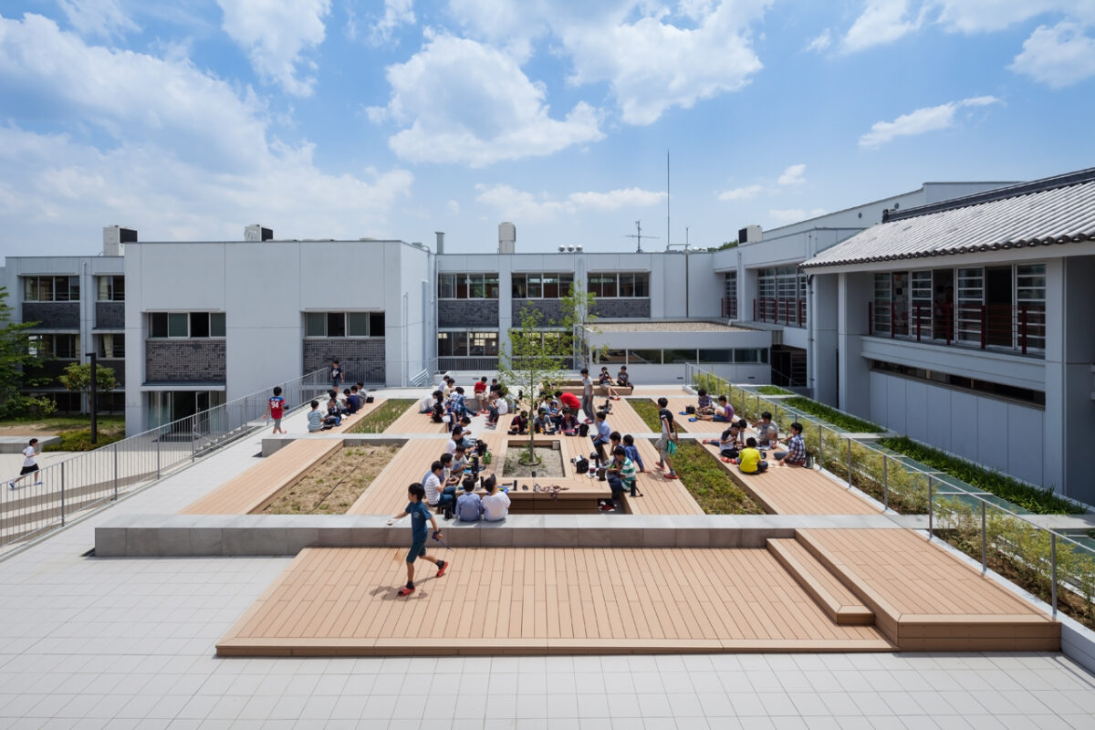 photo:Todaijigakuen Junior and Senior High School: Zakke Hall / Samgati Square