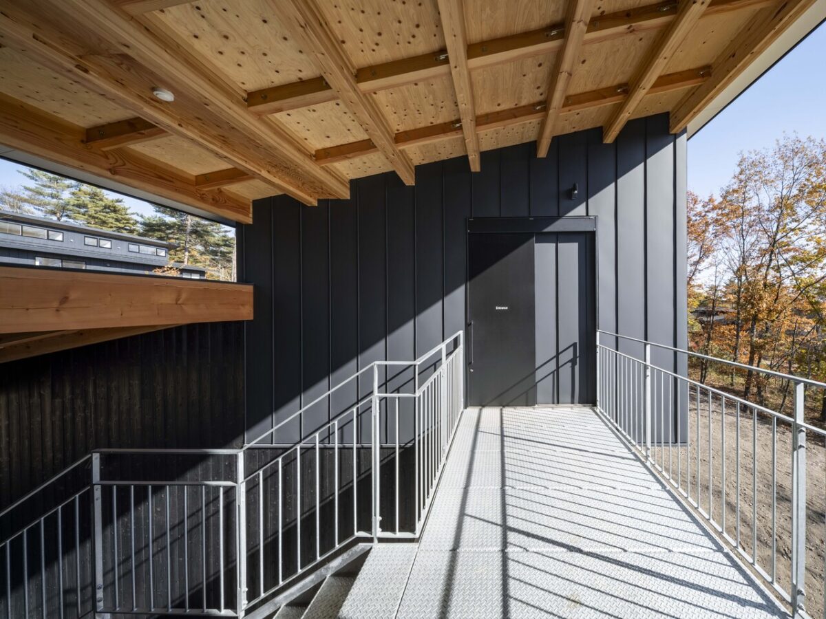 UWC ISAK JAPAN KICC(Koshiba Innovation & Creative Center) 2階ブリッジ